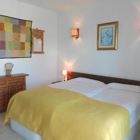 Apartamento Rocamar, *
